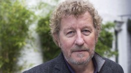 paris echo sebastian faulks