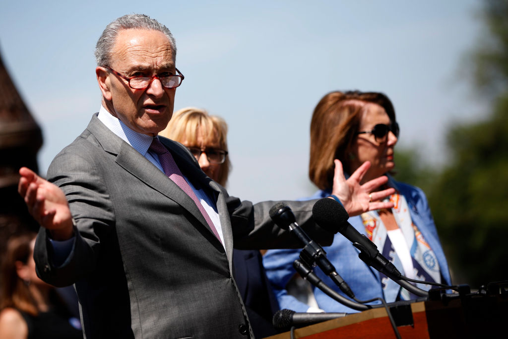 pipe bombs chuck schumer nancy pelosi