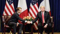 trump arrive macron