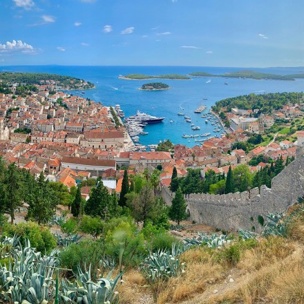 hvar