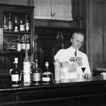 hot bartender summer