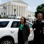 squad masterclass handcuffs