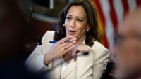 loan kamala airplane