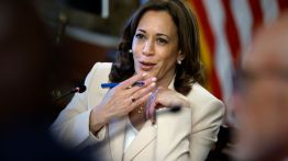 loan kamala airplane