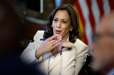 loan kamala airplane