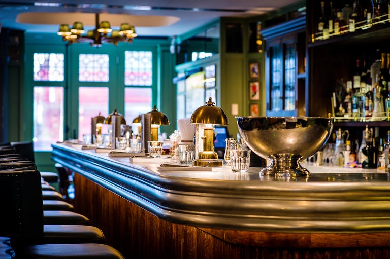 bar.jpg