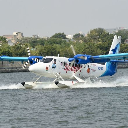 seaplane