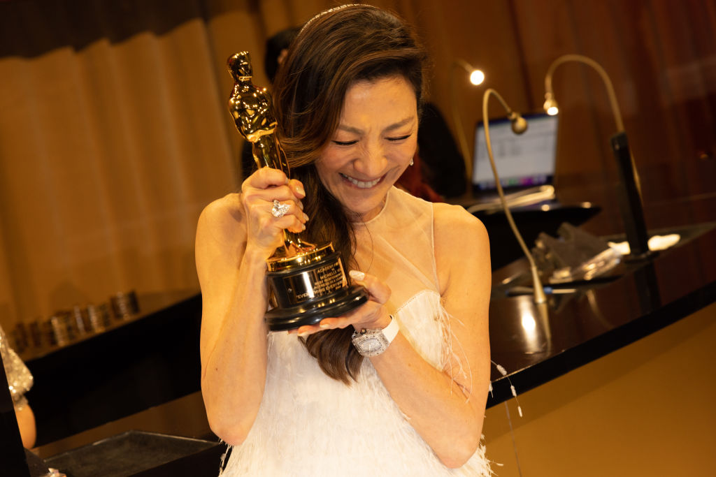 michelle yeoh oscars