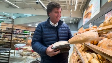 tucker carlson groceries