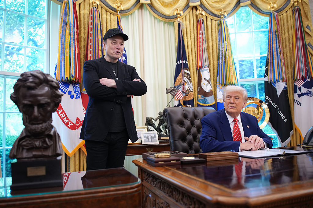 Elon Musk and Trump in Oval Office doge