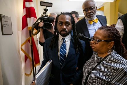 Trayon White Sr. after the vote for his expulsion from the City Council (Getty)