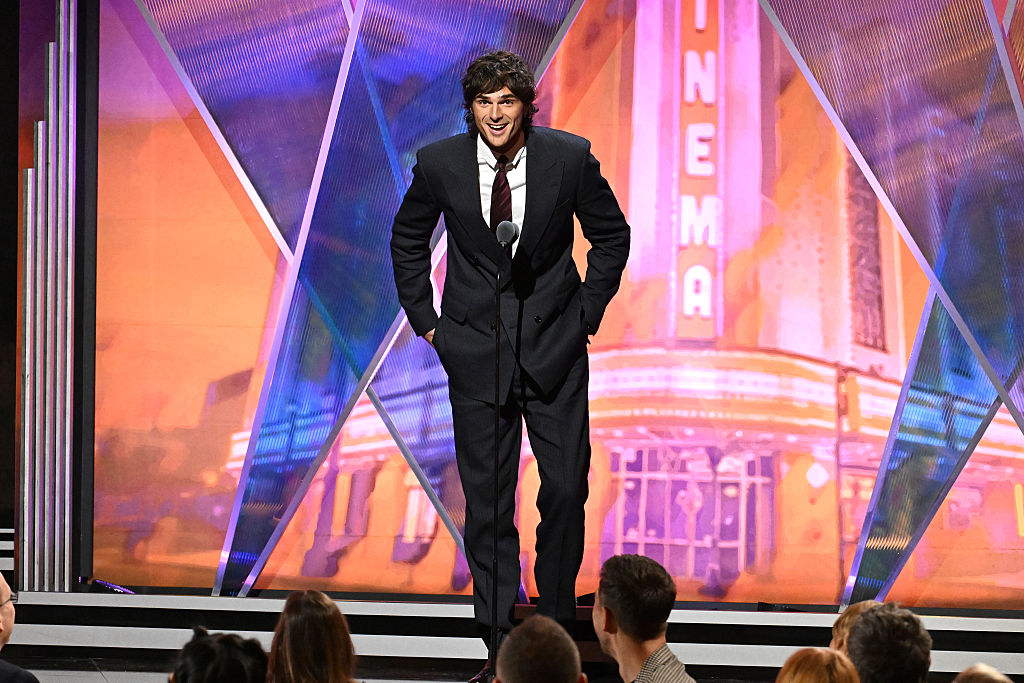 Is Jacob Elordi too tall to play James Bond?