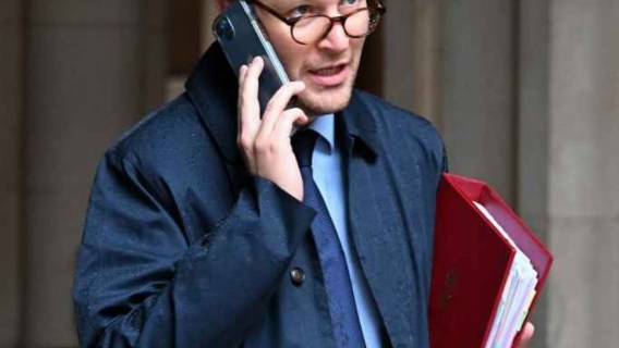 Darren Jones & the missing Mandelson messages