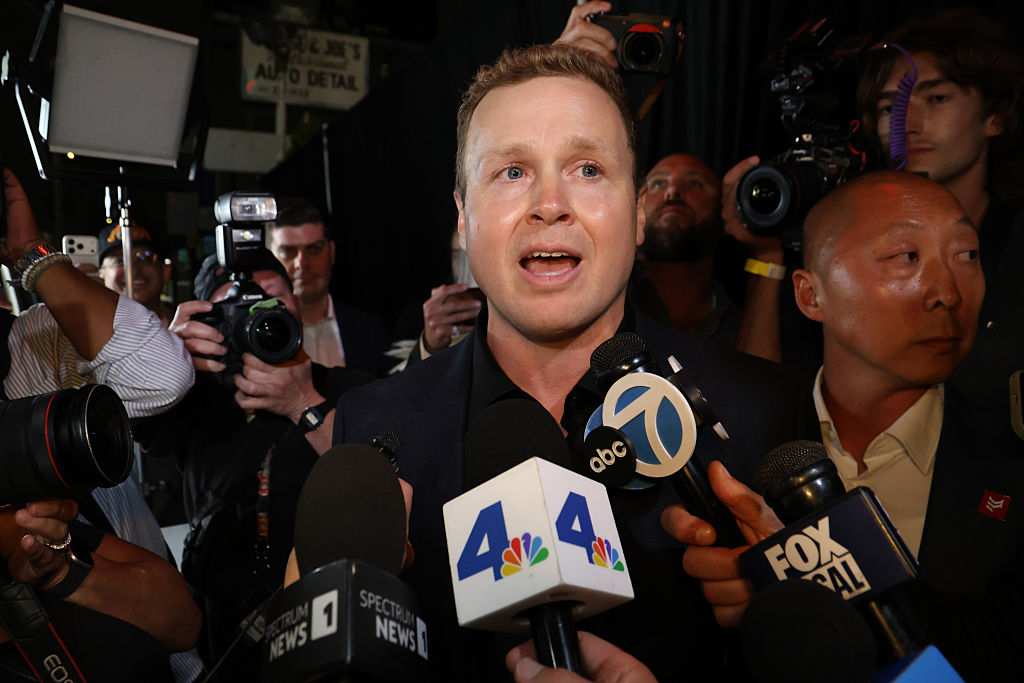 California’s Democratic establishment battles insurgents