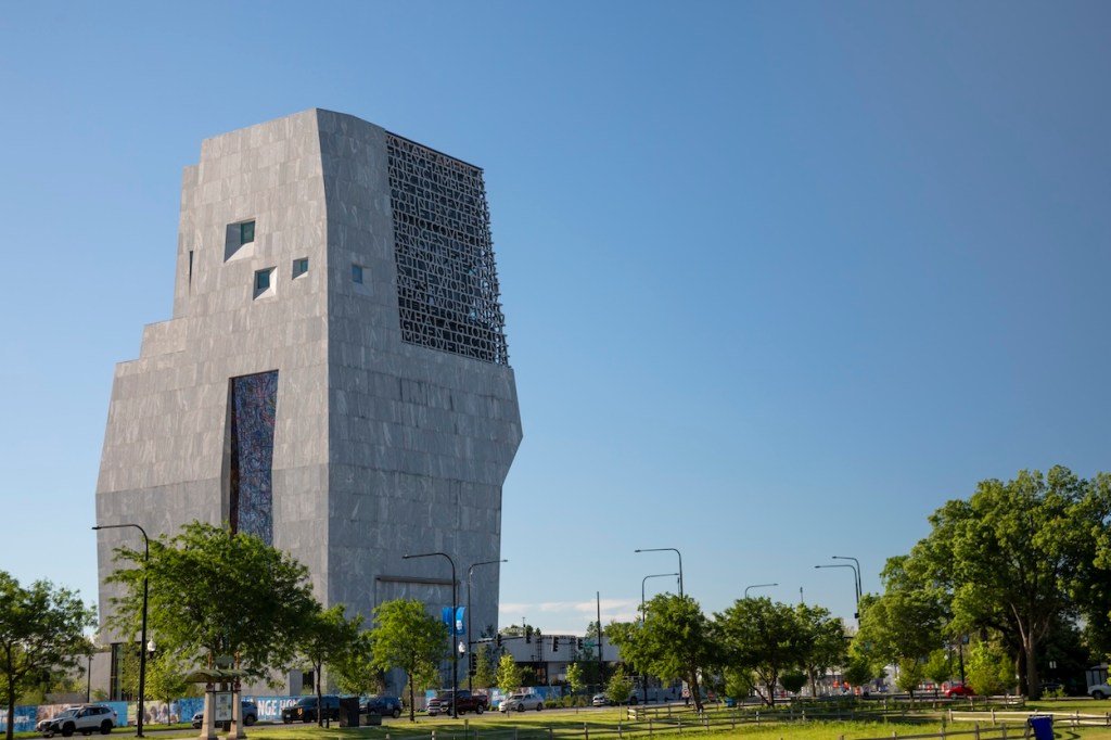 The mostly untold story of the brutalist Obama Presidential Center