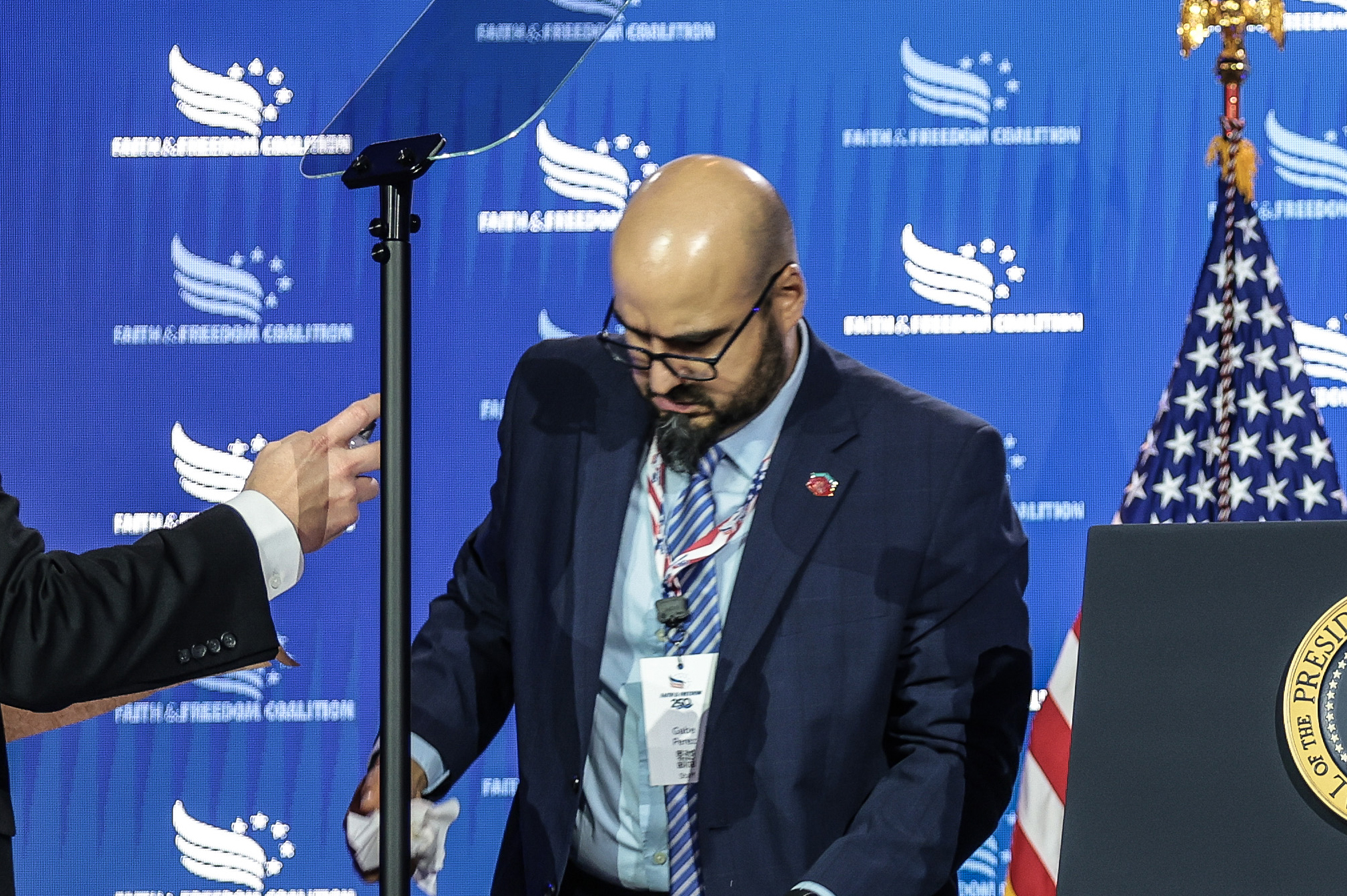 gabriel perez teleprompter