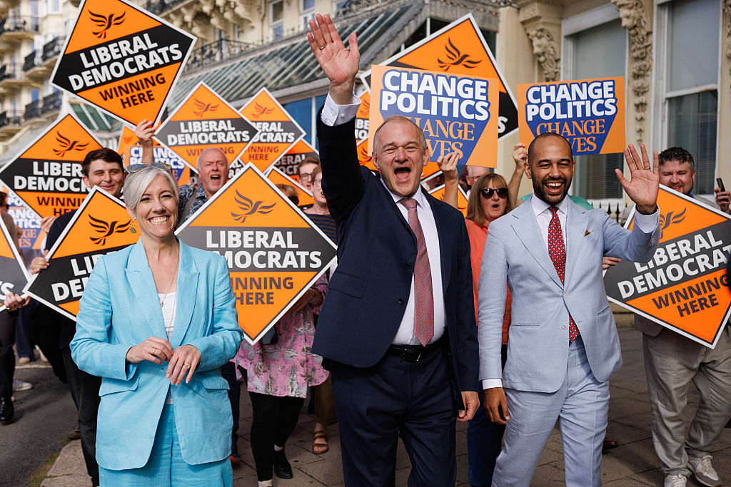 Ed Davey wehrt einen Putschversuch ab
